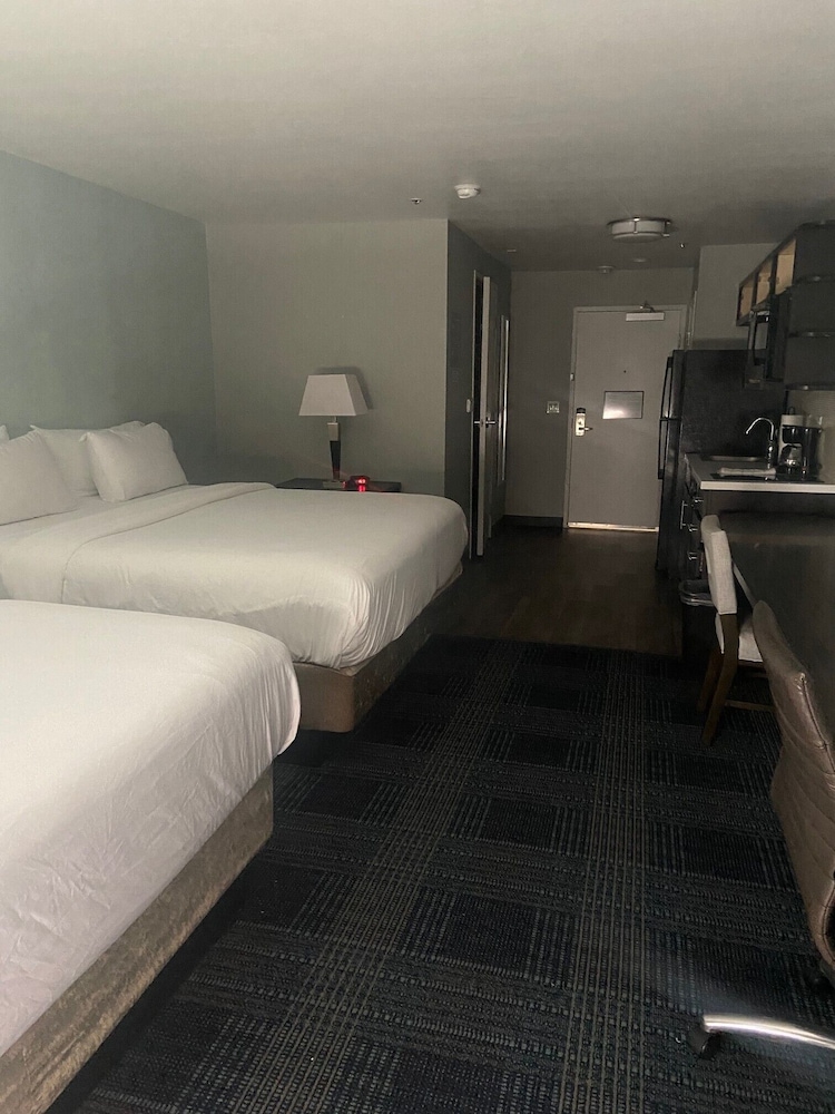 Extended Studio Hotel Ontario 18/36