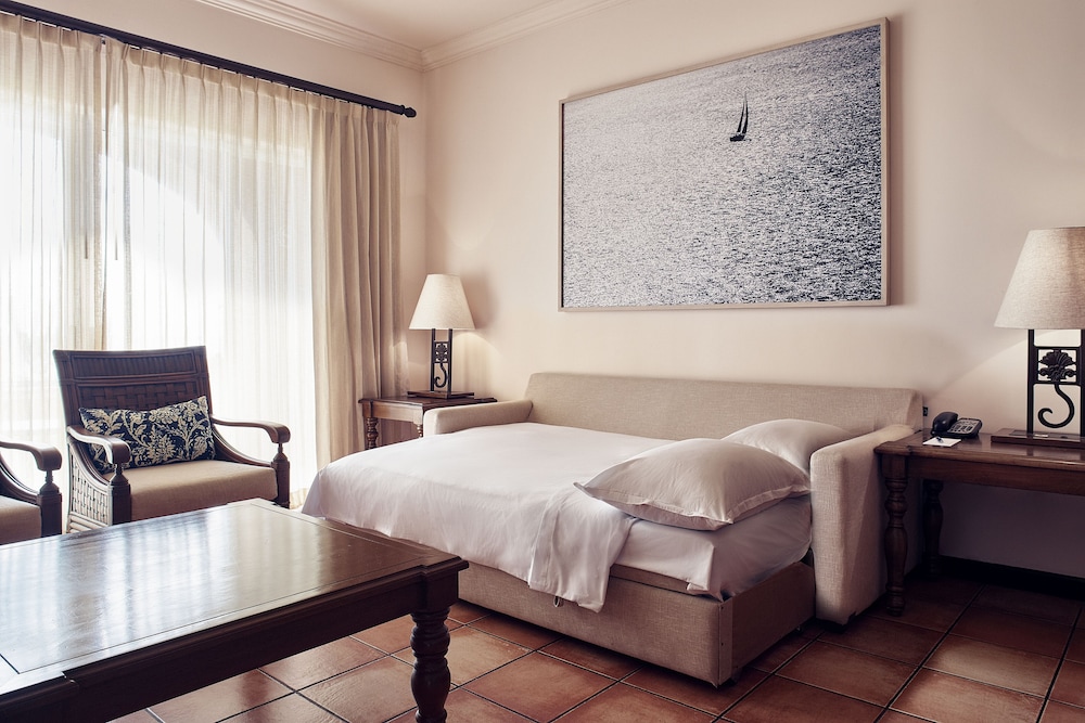 1 Bedroom, Suite, King Bed, Ocean Front, Balcony