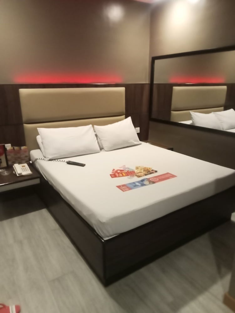 Hotel Sogo Wood Street Pasay 16/41