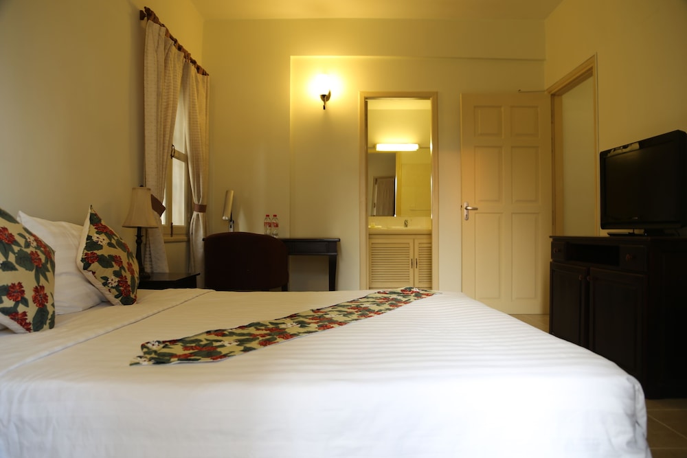 2 BEDROOMS, DELUXE, APARTMENT