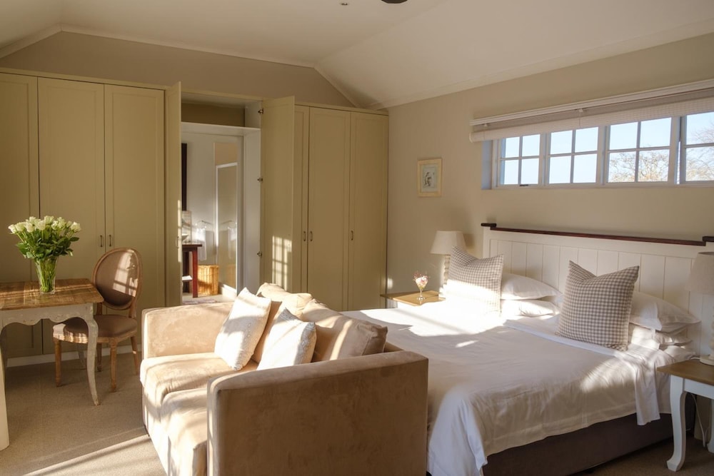 White Lodge Constantia Guest House 10/59