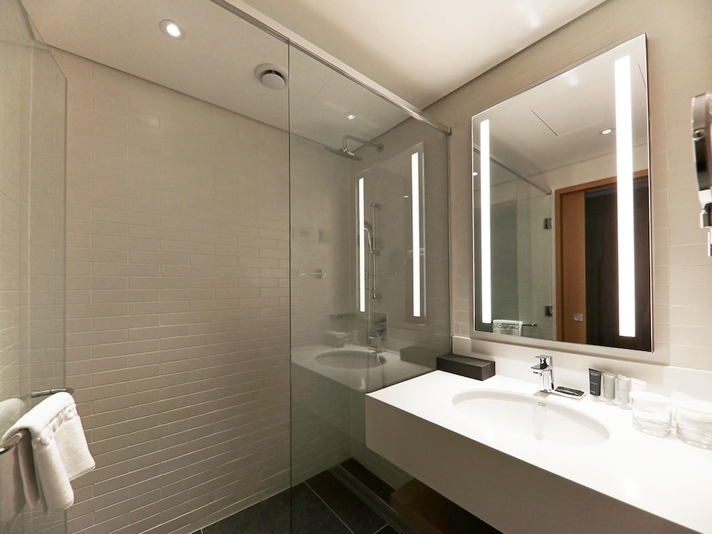 Mercure Ambassador Ulsan 48/50