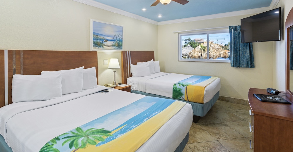 Bay Palms Waterfront Resort - Hotel and Marina 15/70