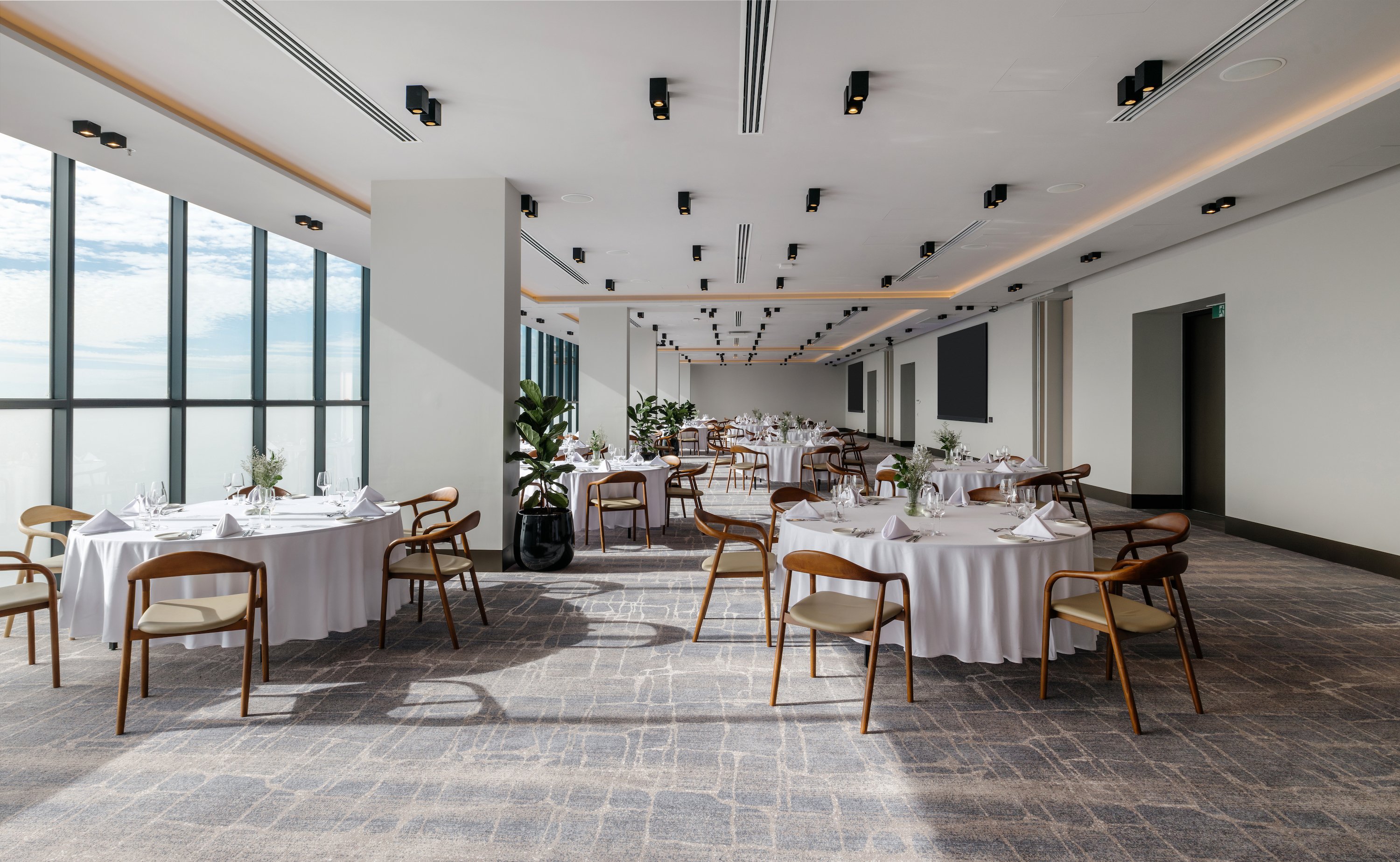 Crowne Plaza Adelaide Mawson Lakes 28/50