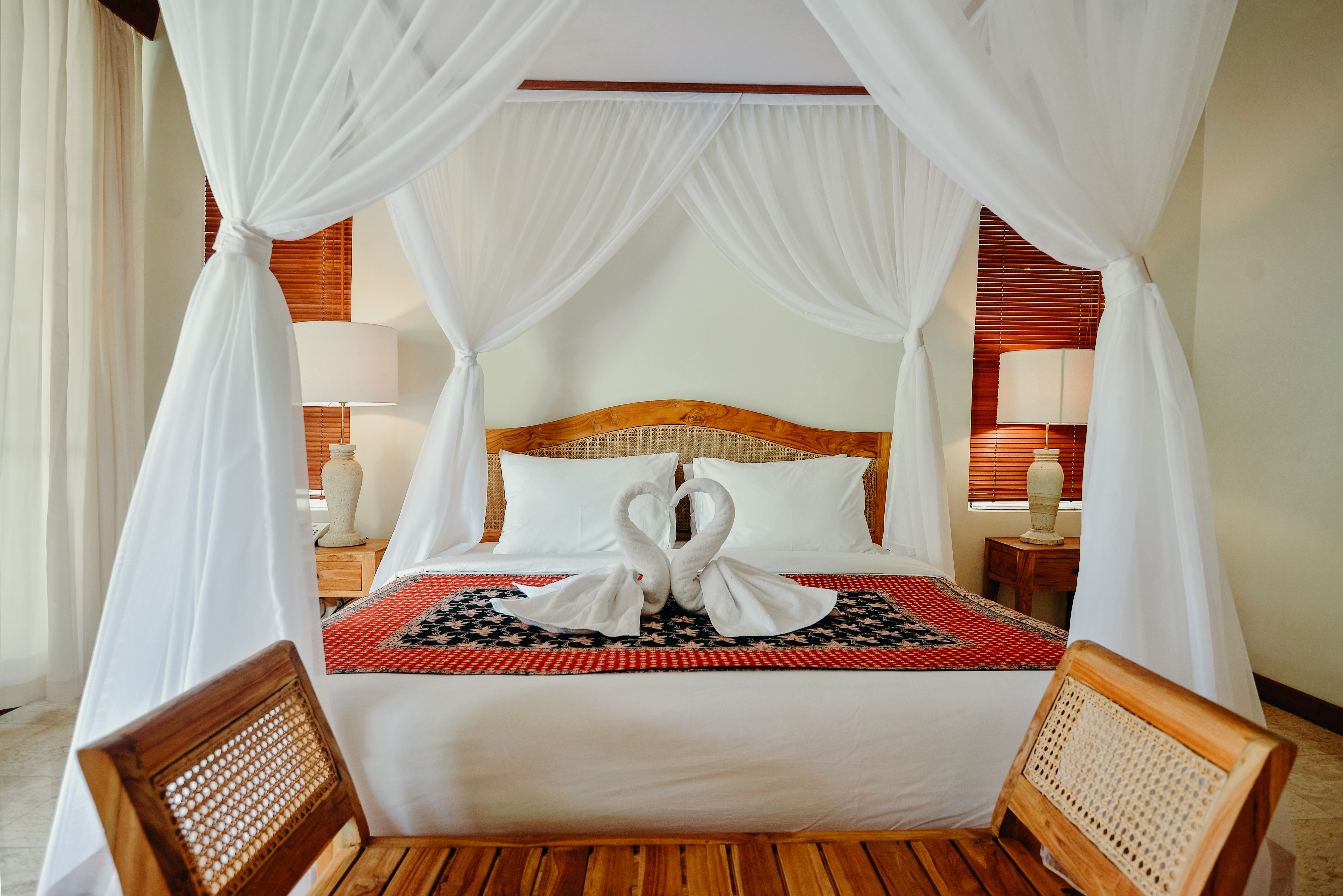 2 Bedrooms, Pool, Villa