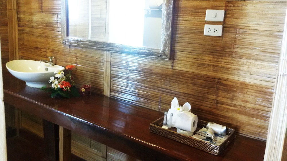 KOH TAO HILLSIDE RESORT 64/66