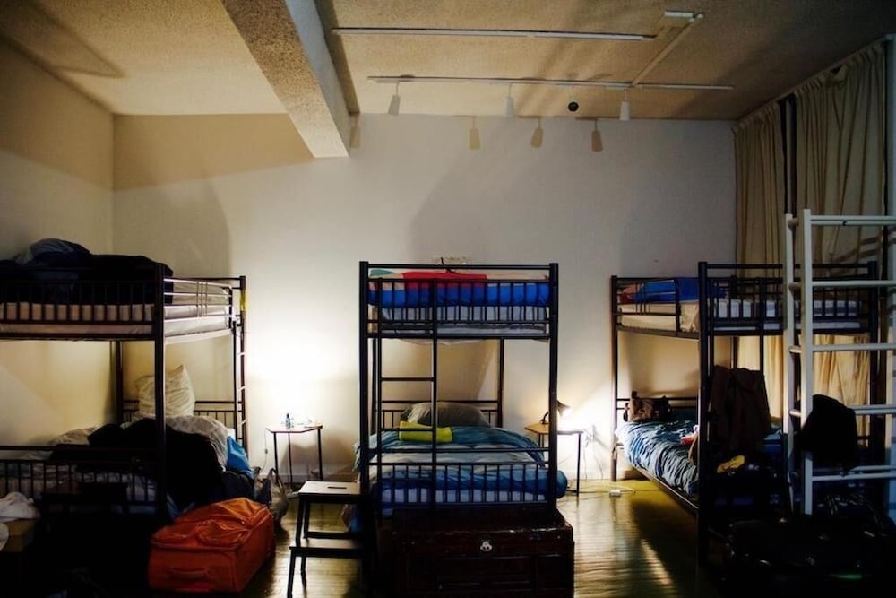 The Parkdale Hostellerie 46/66