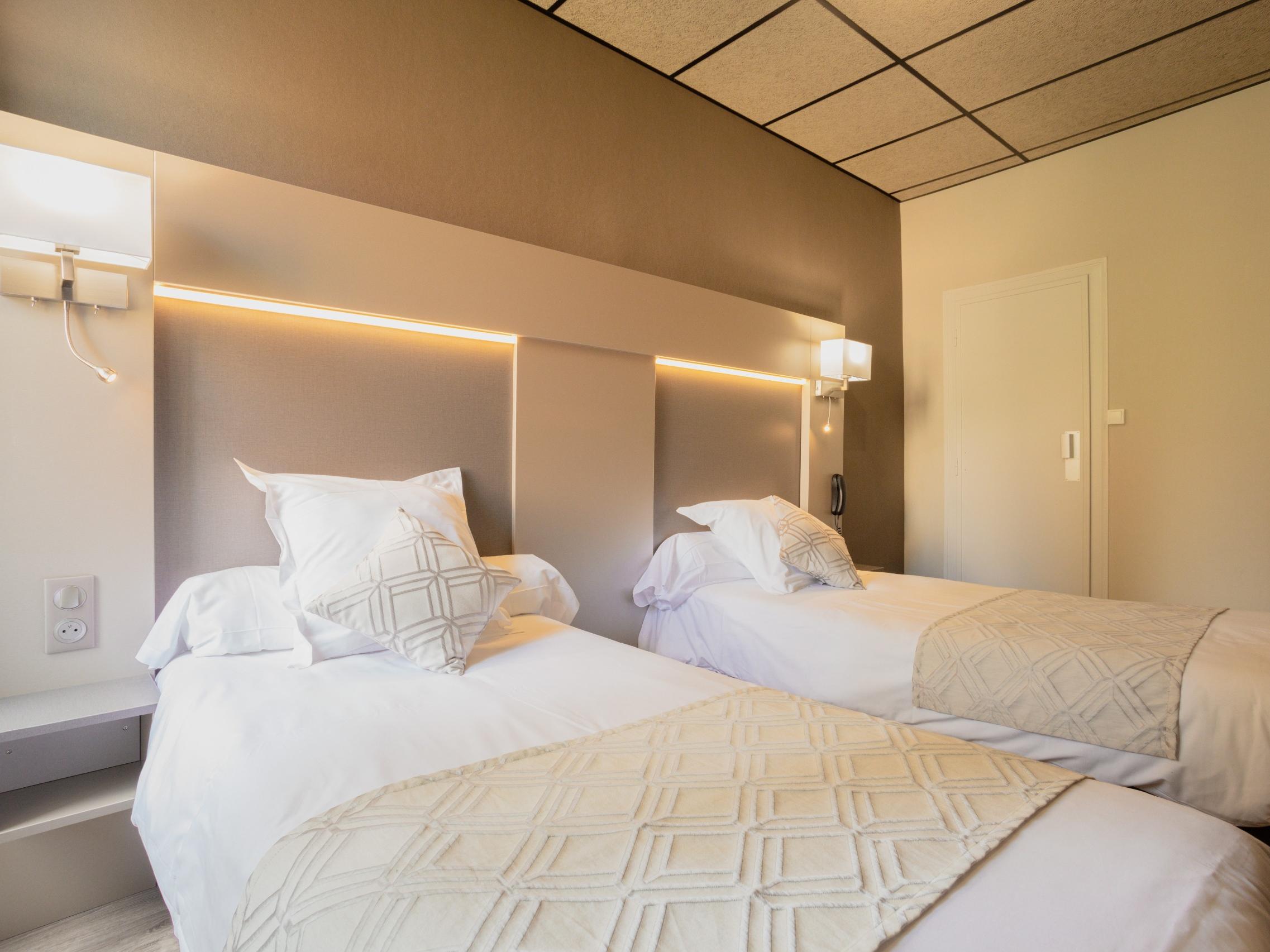 LOGIS HOTEL RESTAURANT FAMILY AND SPA 10/26