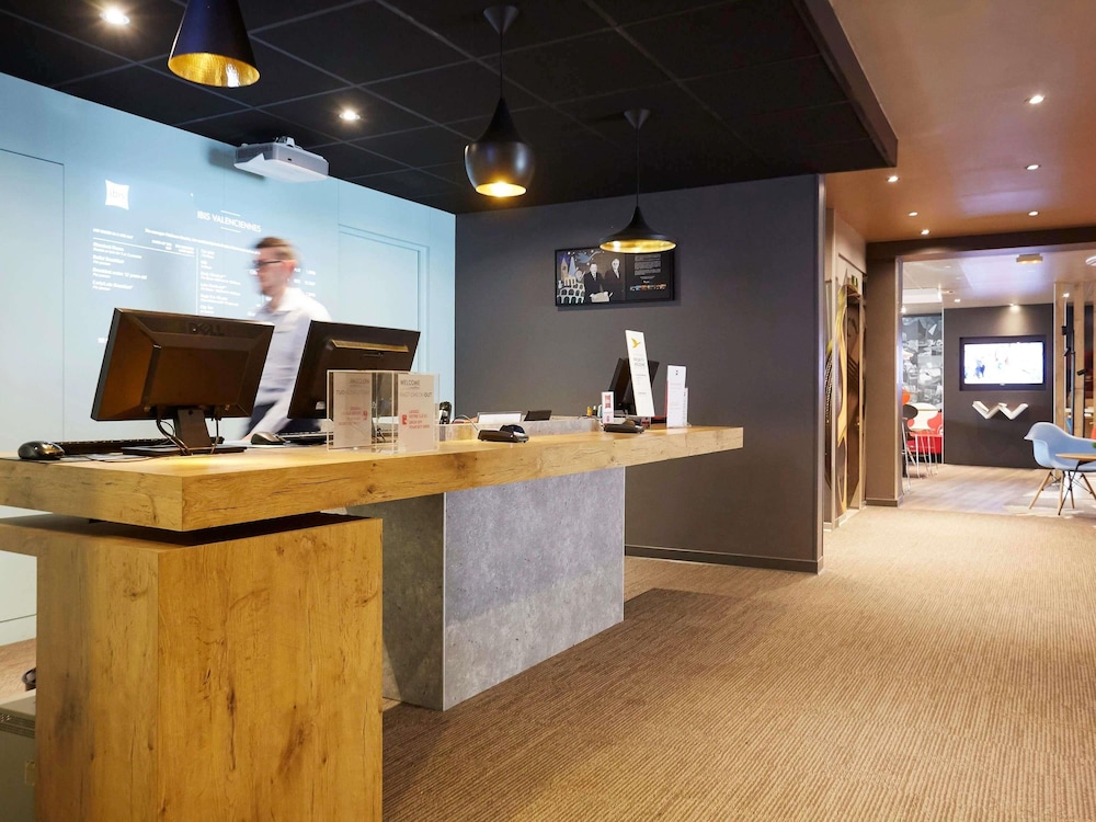 Ibis Valenciennes 10/72