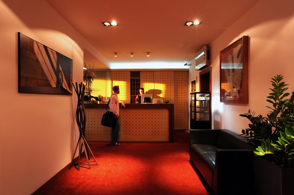 Art Hotel Praha 2/70