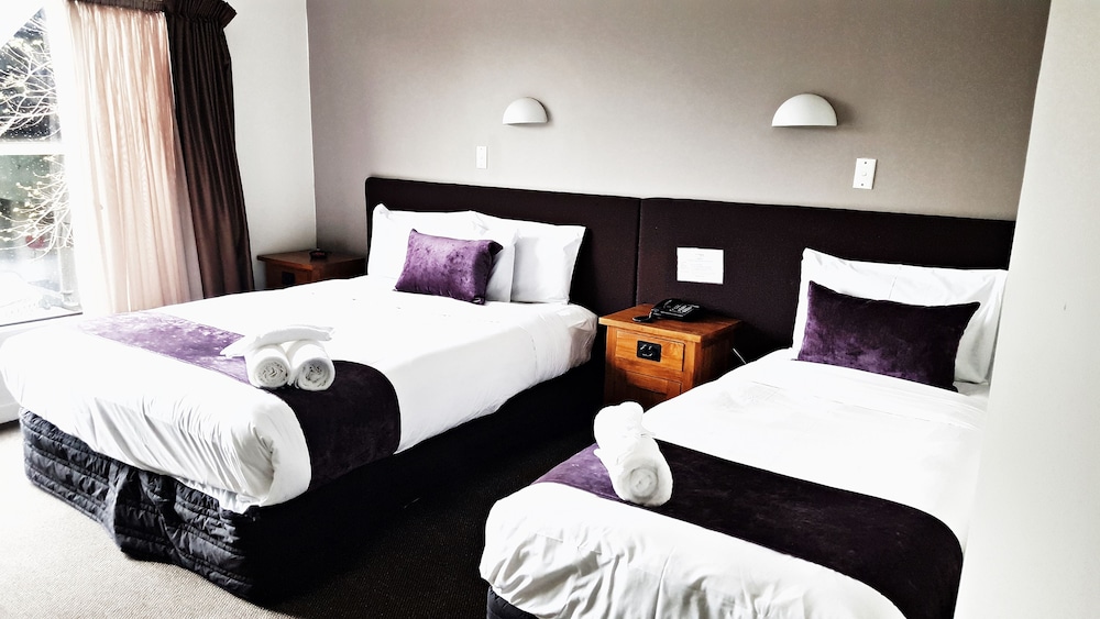 Auckland Airport Kiwi Hotel 28/62