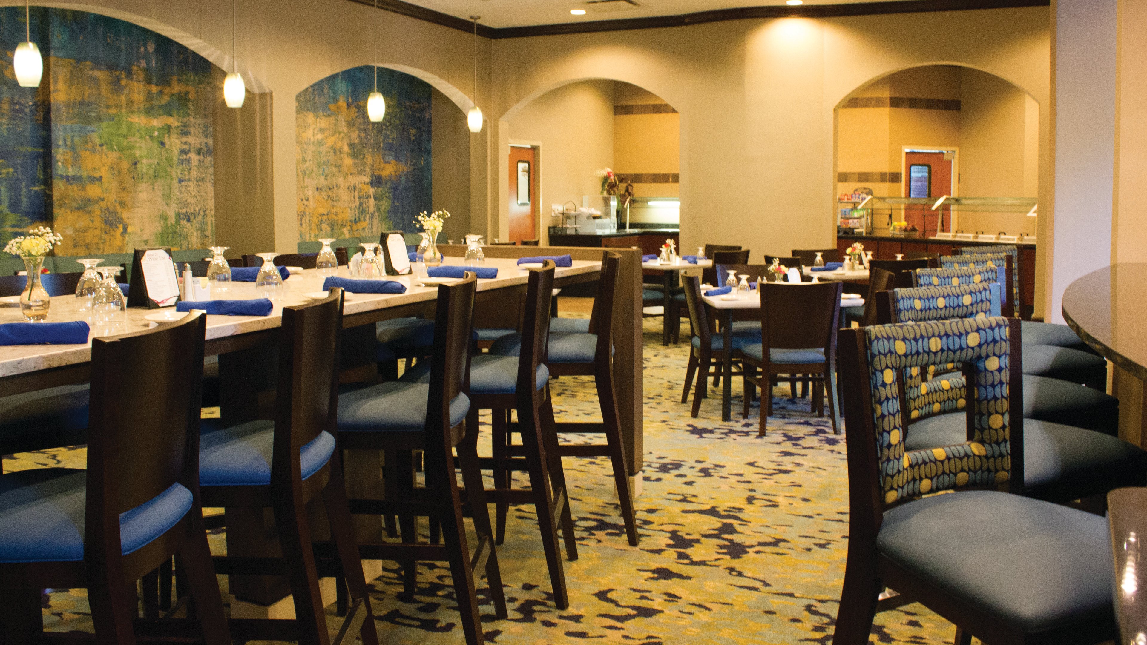 Holiday Inn Hotel Suites Tallahassee Conference Center N 40/62