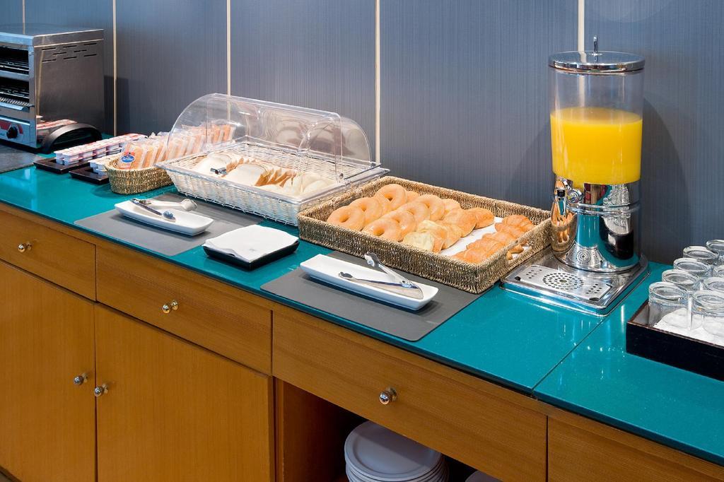 Aparthotel Th Las Rozas 18/33
