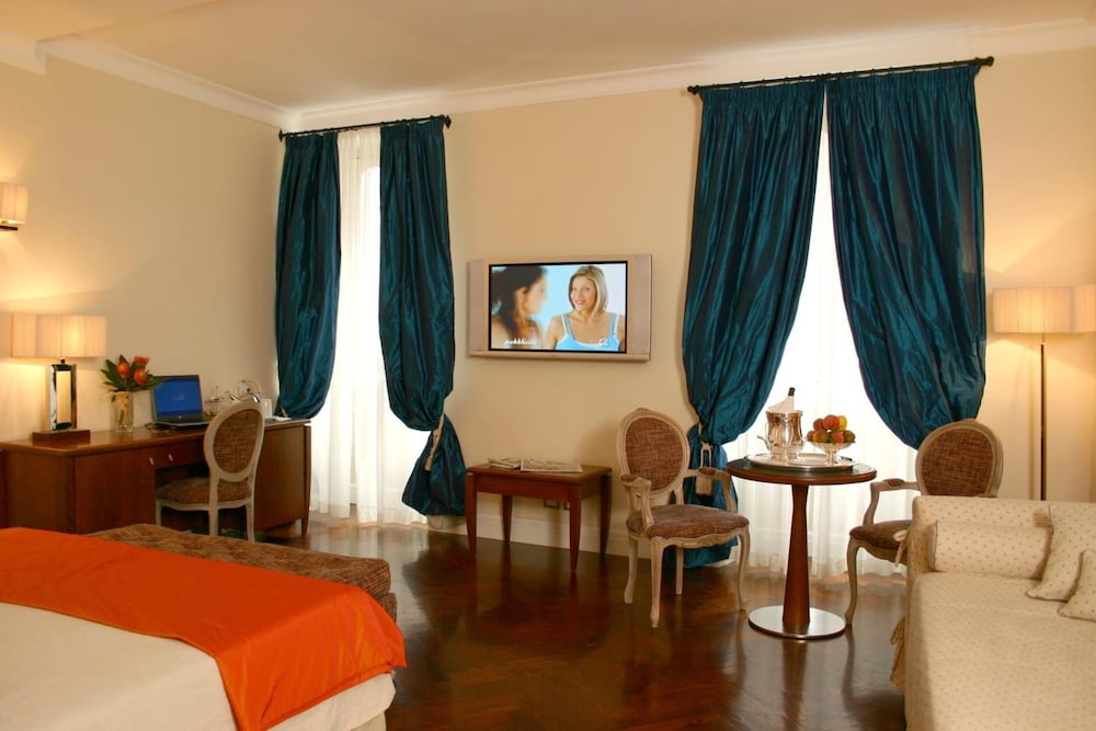 Vivaldi Luxury Rooms 37/63