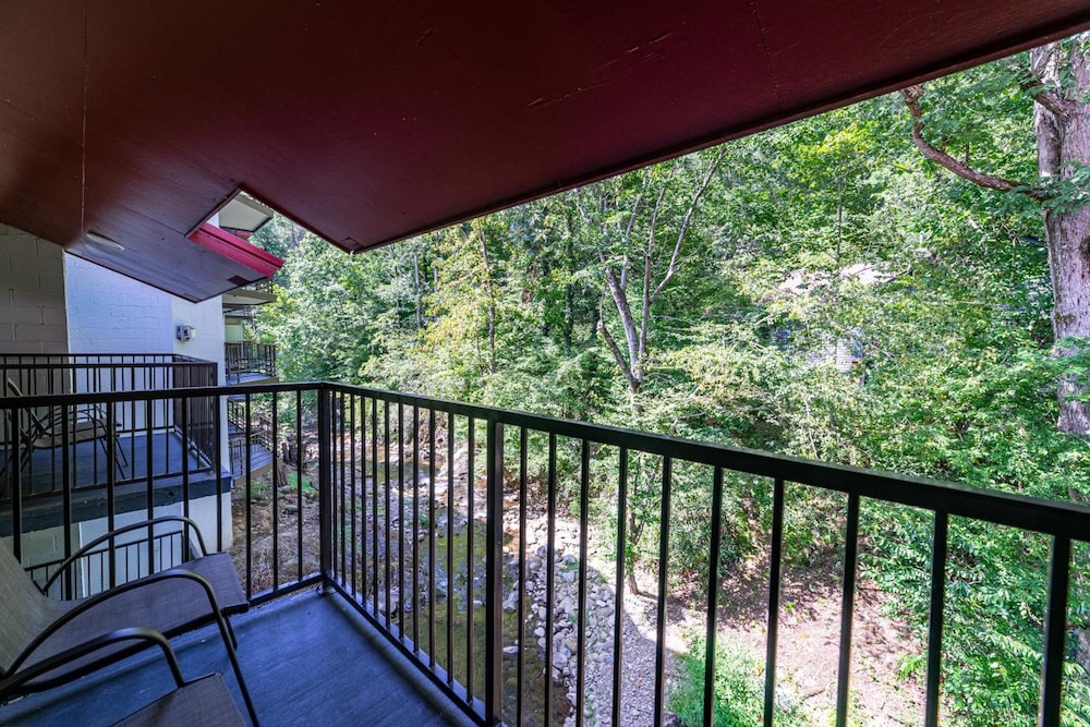 Bear Creek Inn Gatlinburg 20/41