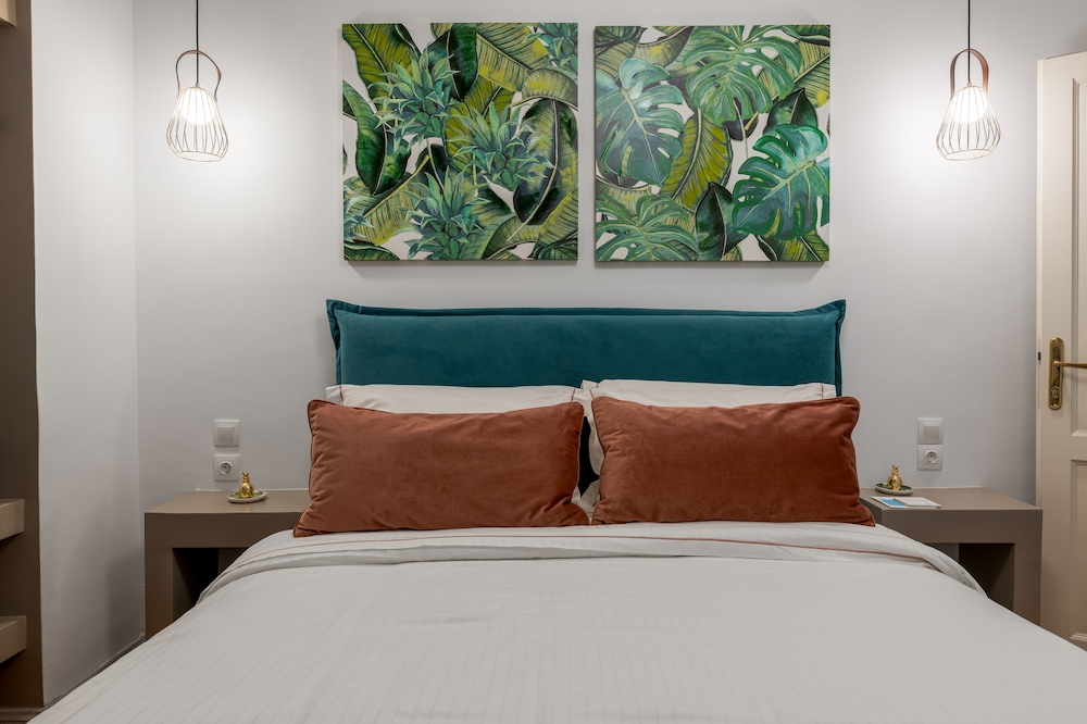 2Mazi Suites 17/47