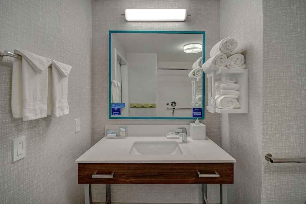 Hampton Inn & Suites Sunnyvale Silicon Valley 22/60