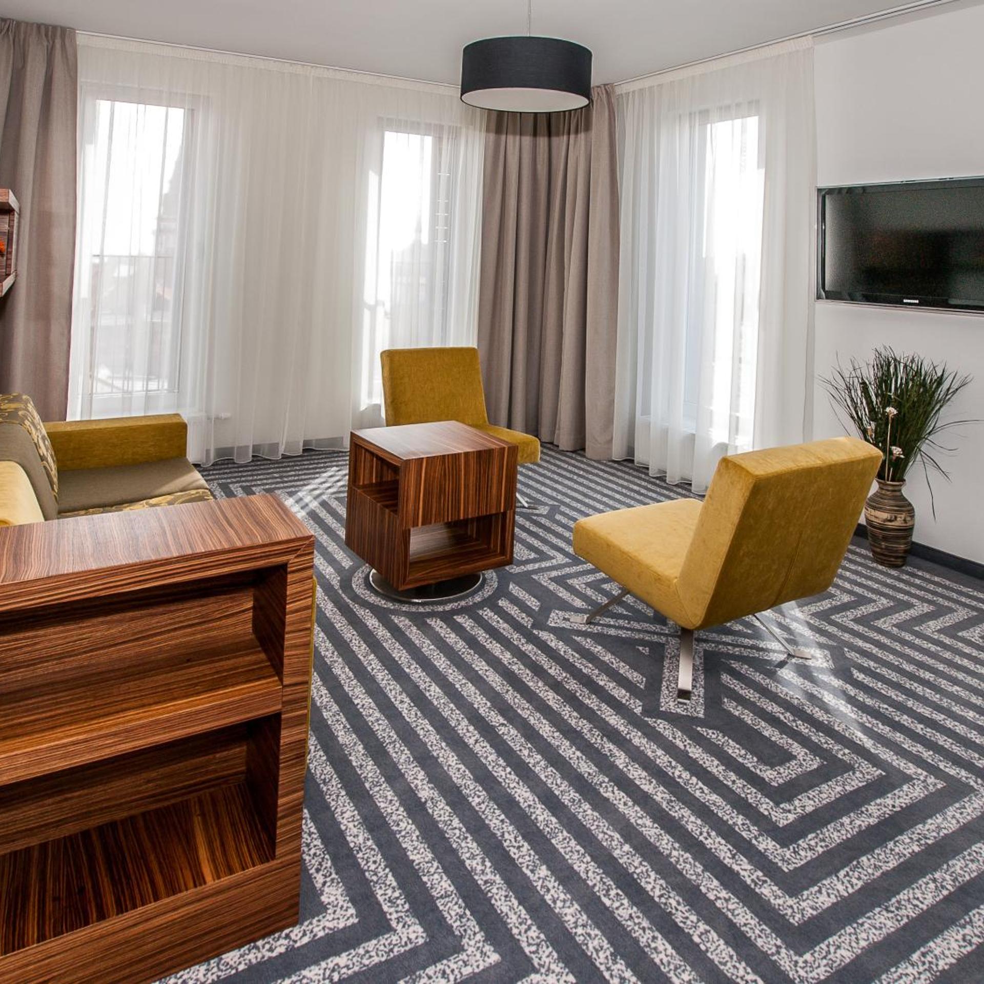 Hotel 99 46/61