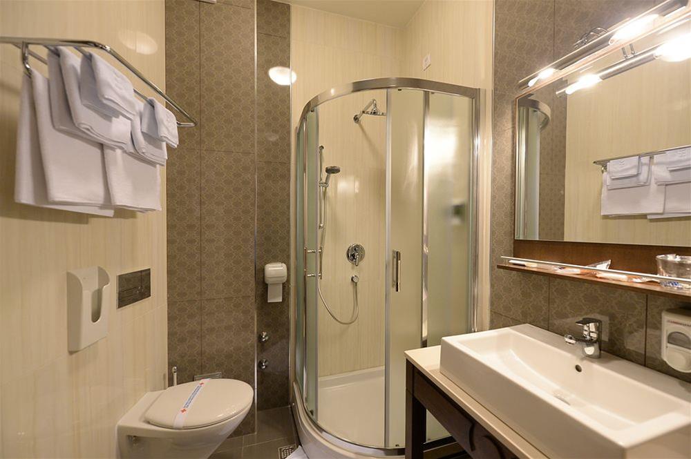 Majdan Hotel 34/38