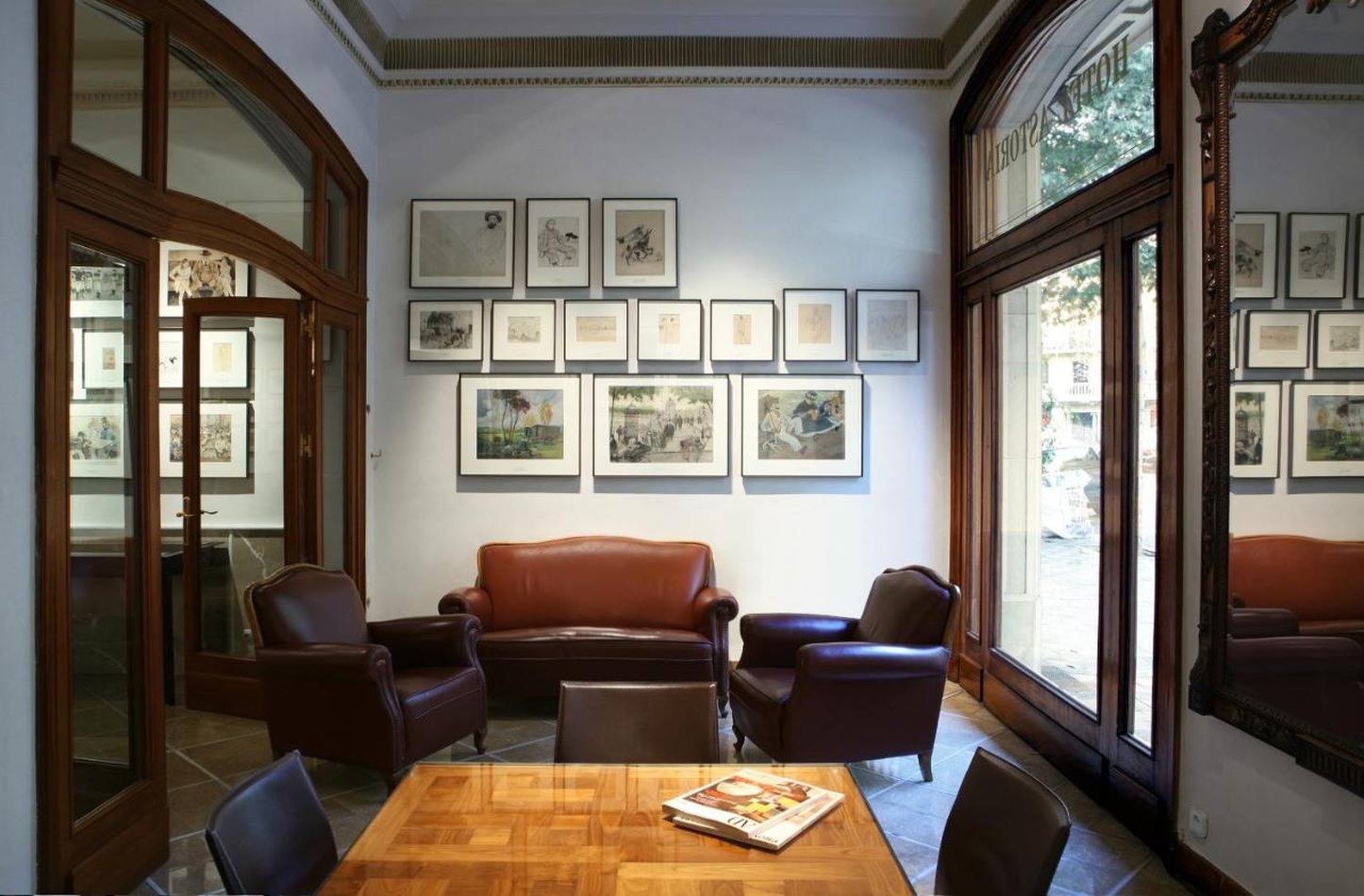 Astoria Hotel 26/42