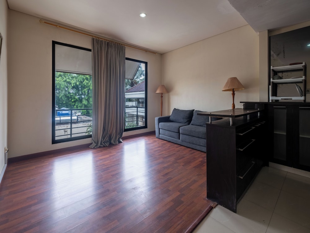Arimbi Pejaten Suites 33/46