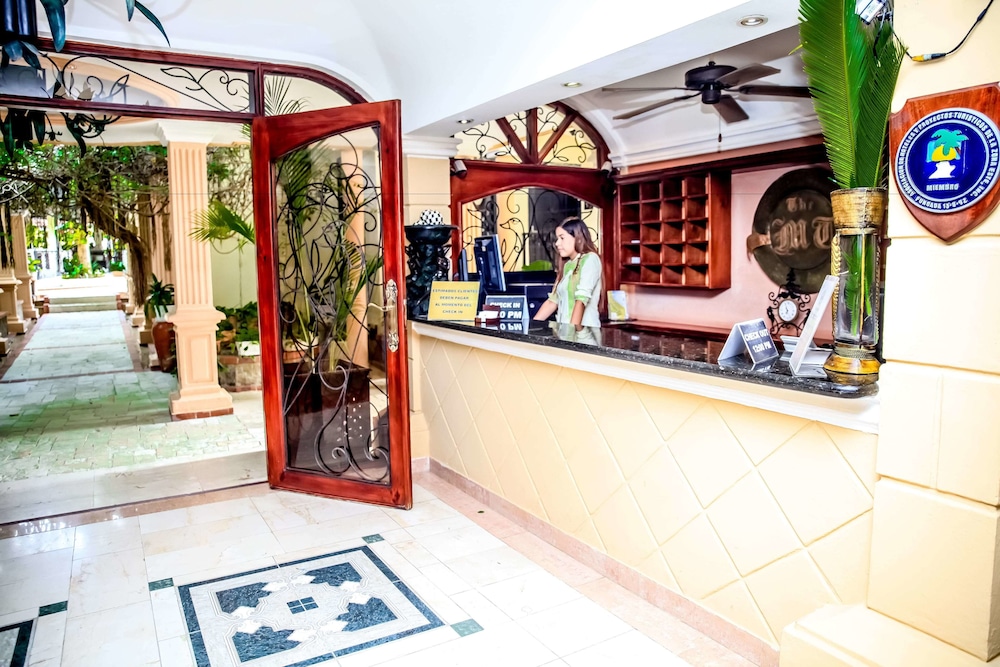Seranta Brisas de Bavaro Ex the Mt Hotel 7/50