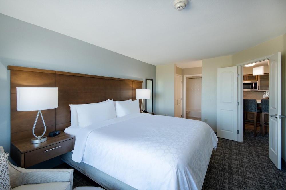 Staybridge Suites Scottsdale - Talking Stick 14/48