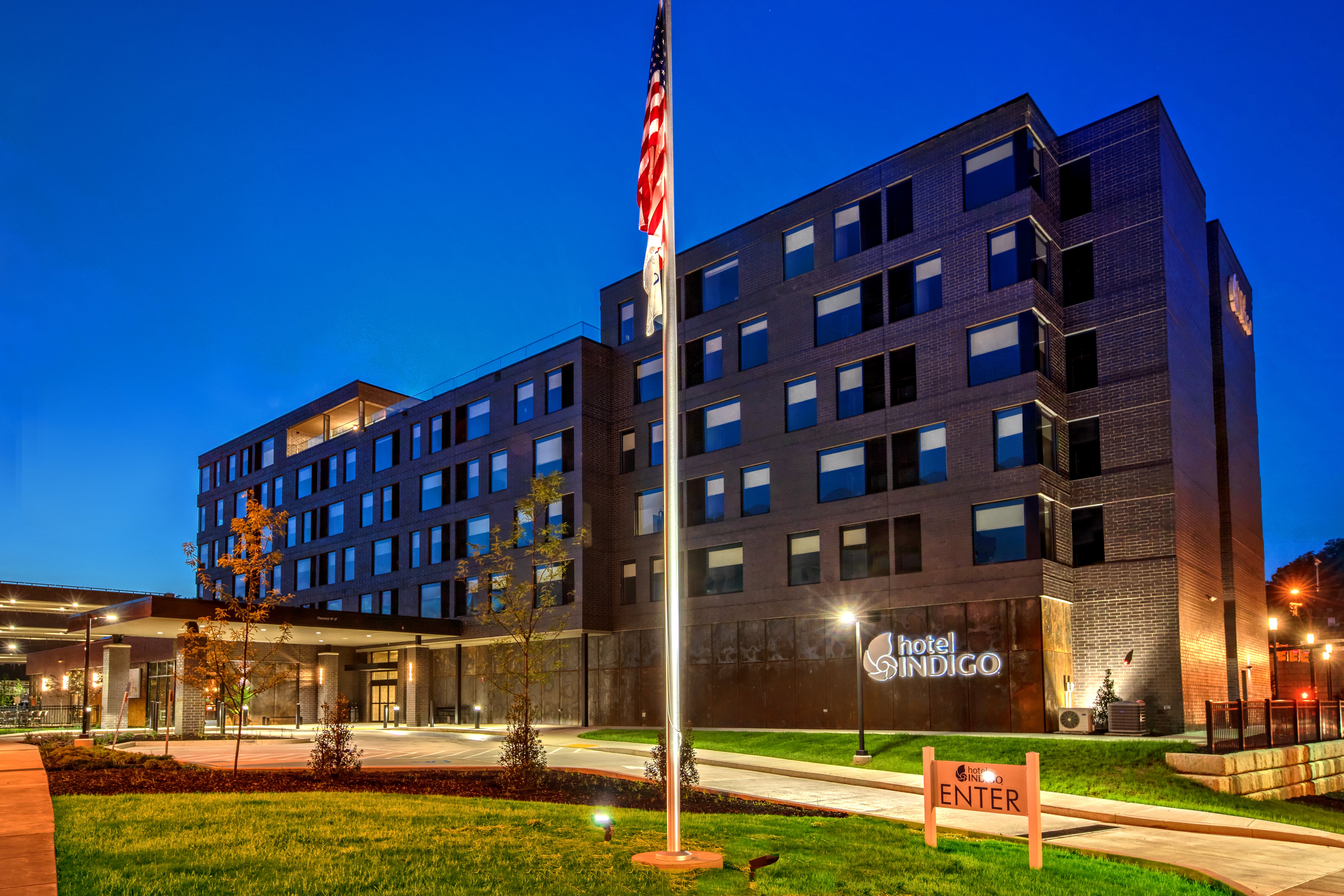 Hotel Indigo Pittsburgh University-Oakland, an IHG Hotel 4/74