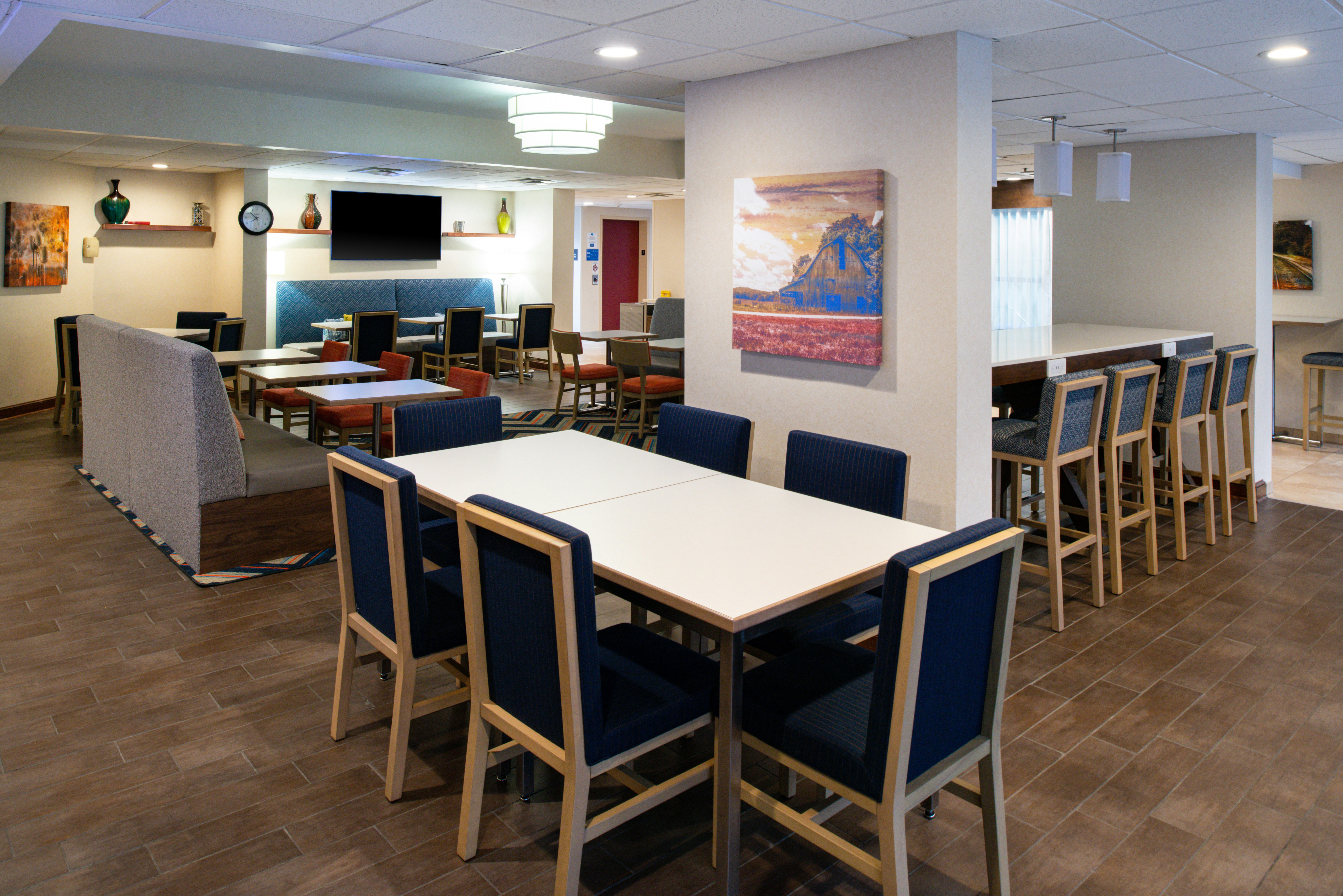 Hampton Inn Wytheville 43/53