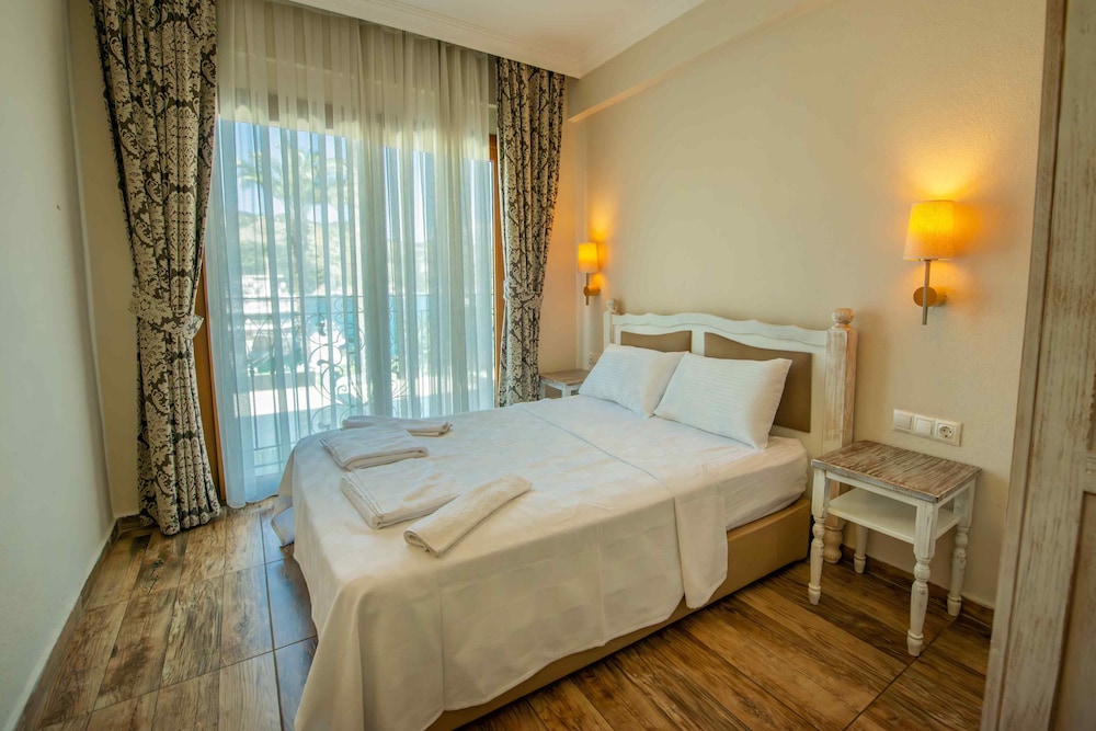 Cennet Life Hotel 18/59
