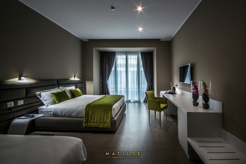 Lifestyle Hotel Matilde Naples 12/50