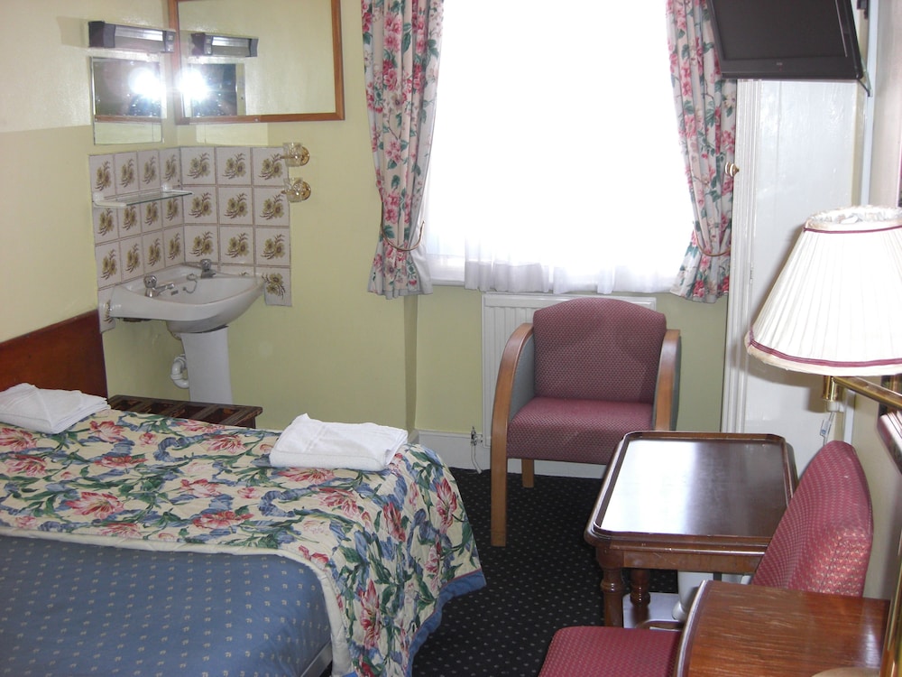 Albany Hotel 11/63