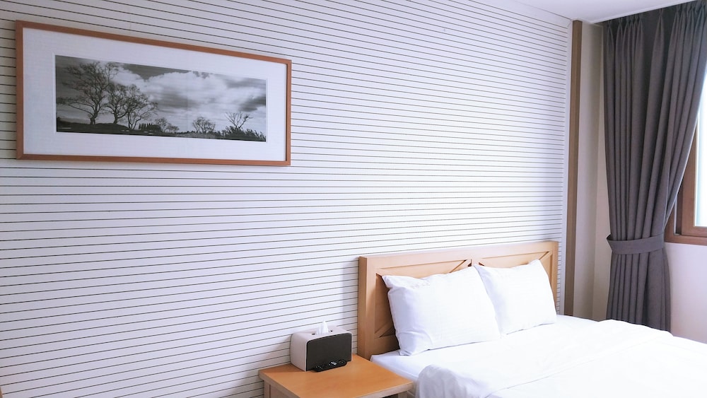 Golden Park Hotel 30/59