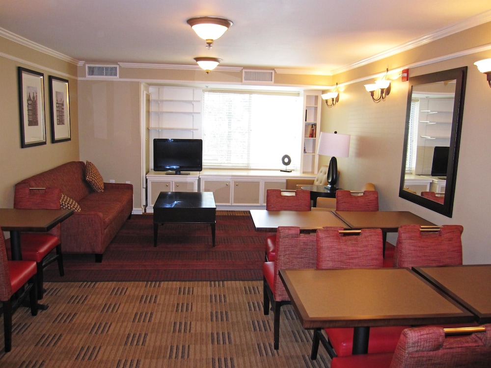 Extended Stay America San Francisco-San Carlos 42/67