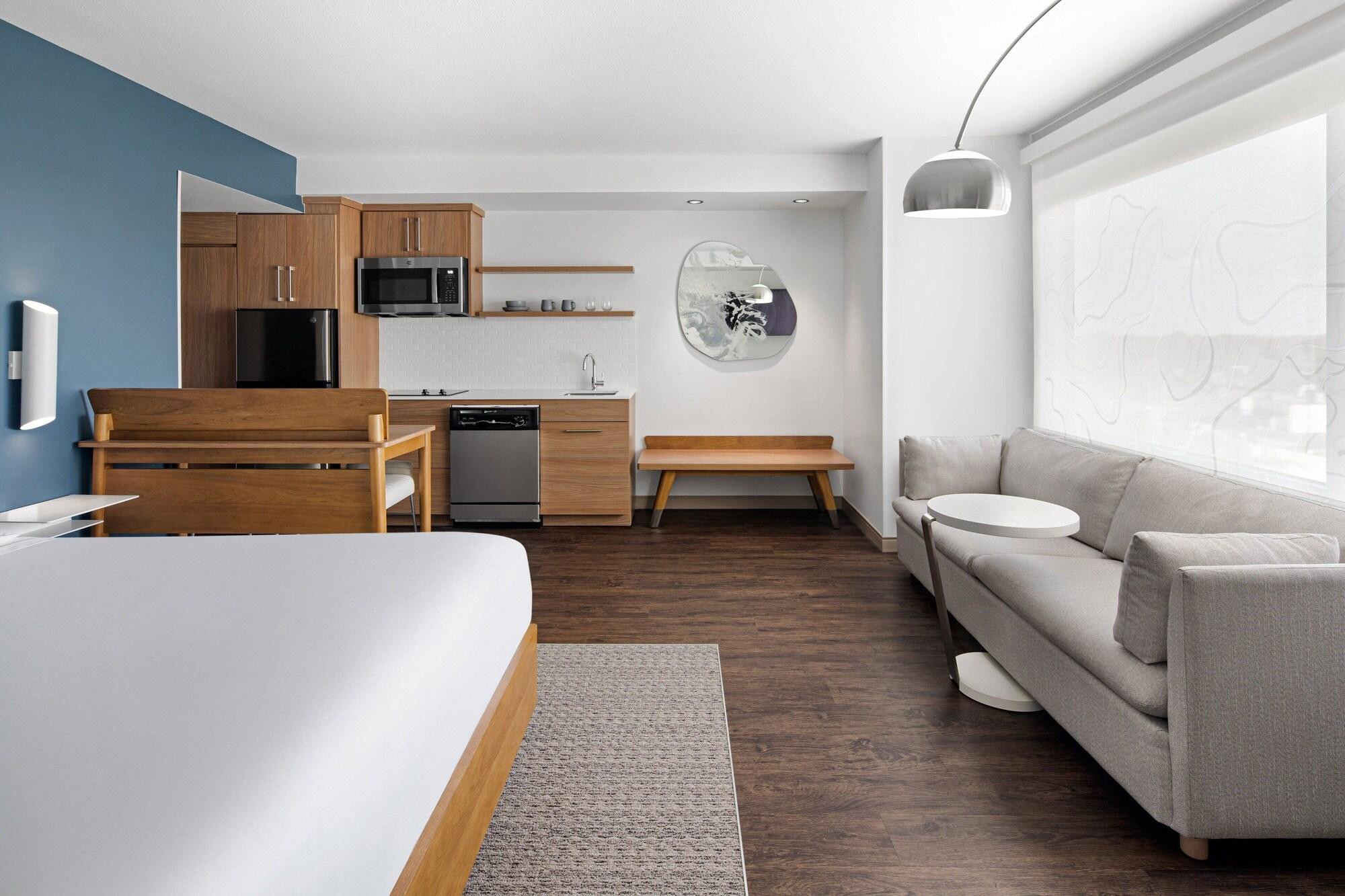 Studio, Multiple Beds, Kitchen, Accessible