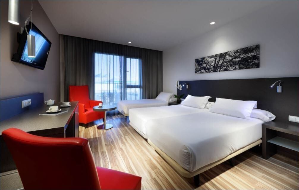 Room, Triple, 3 Beds, Eurostars Arenas de Pinto 2/10