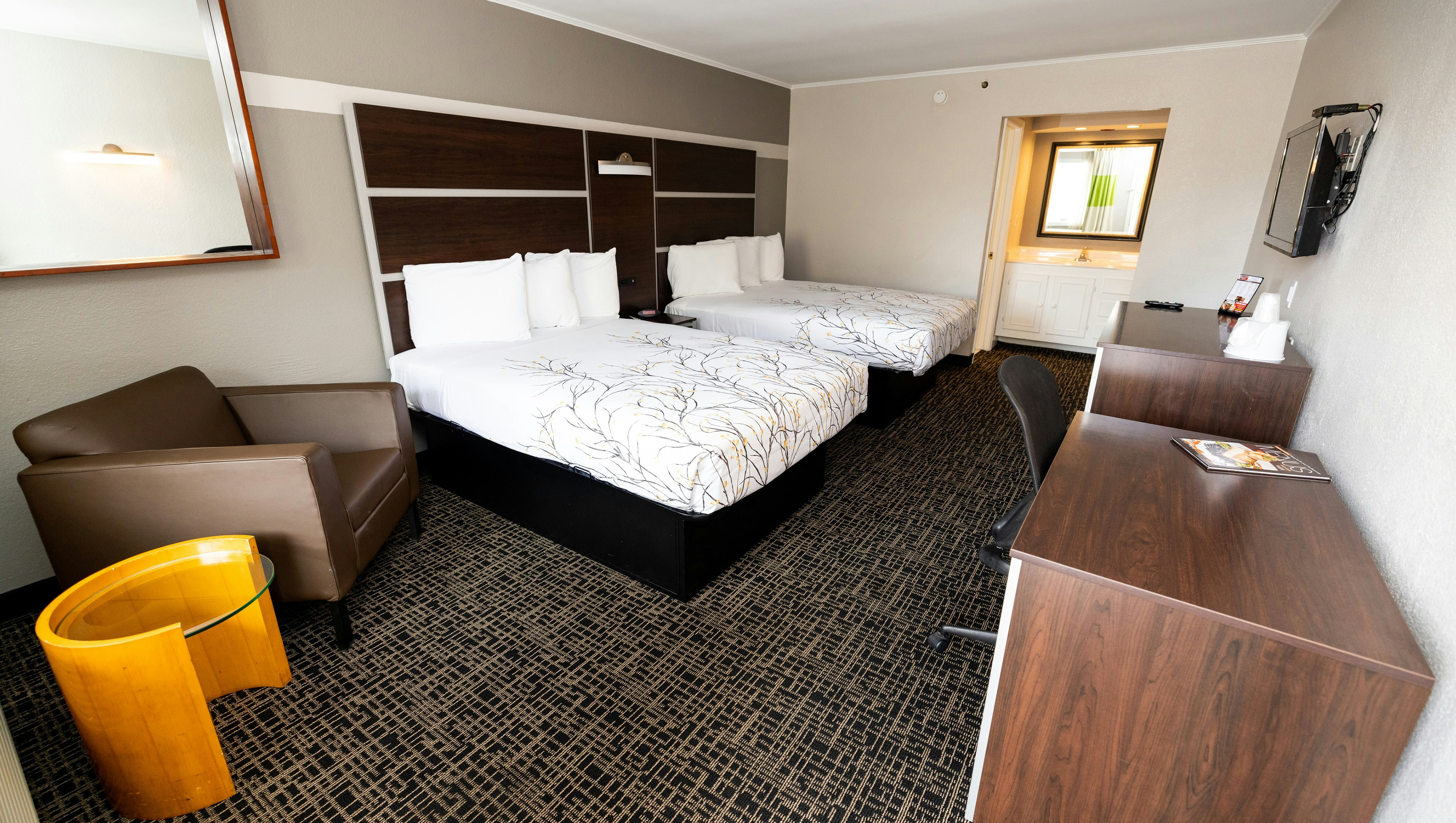 MAGNUSON HOTEL VIRGINIA BEACH 24/46