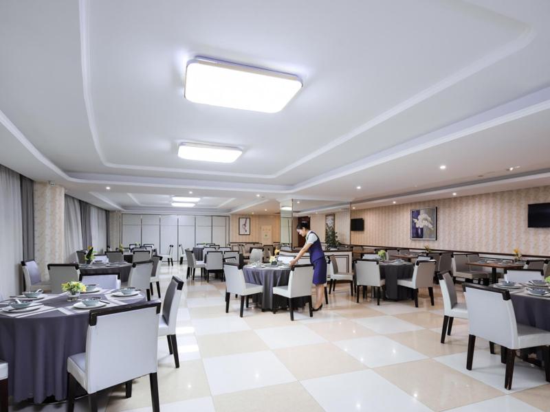 Vienna International Hotel (Nanchang Xinjian Center) 19/24