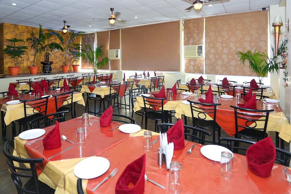 HOTEL PADMINI PALACE 43/56