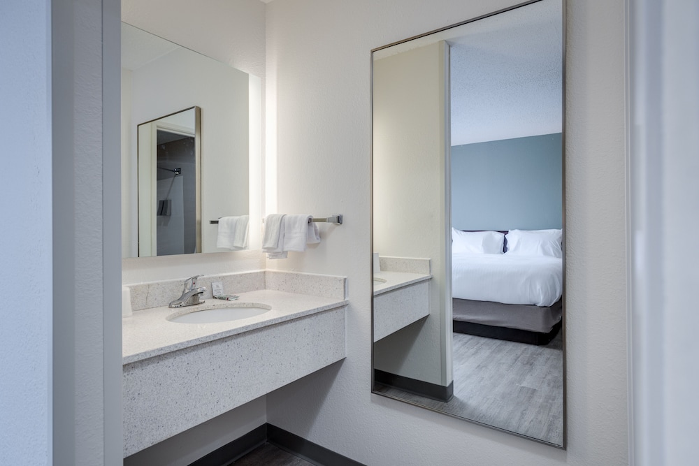 MySuites Lawton 13/54