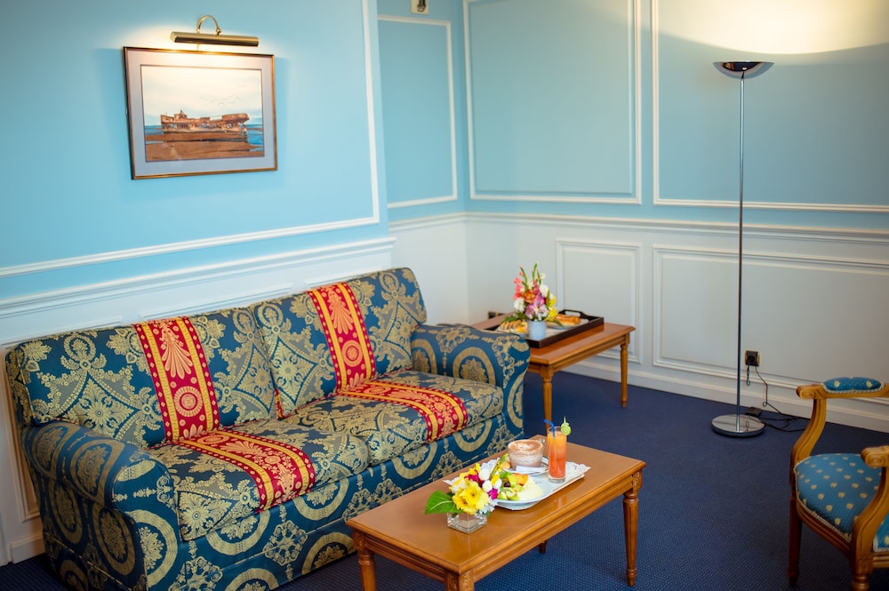 Hotel Colbert Spa Casino 53/75