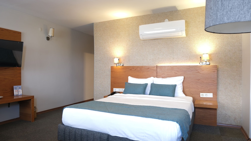 Varyant Hotel 15/35