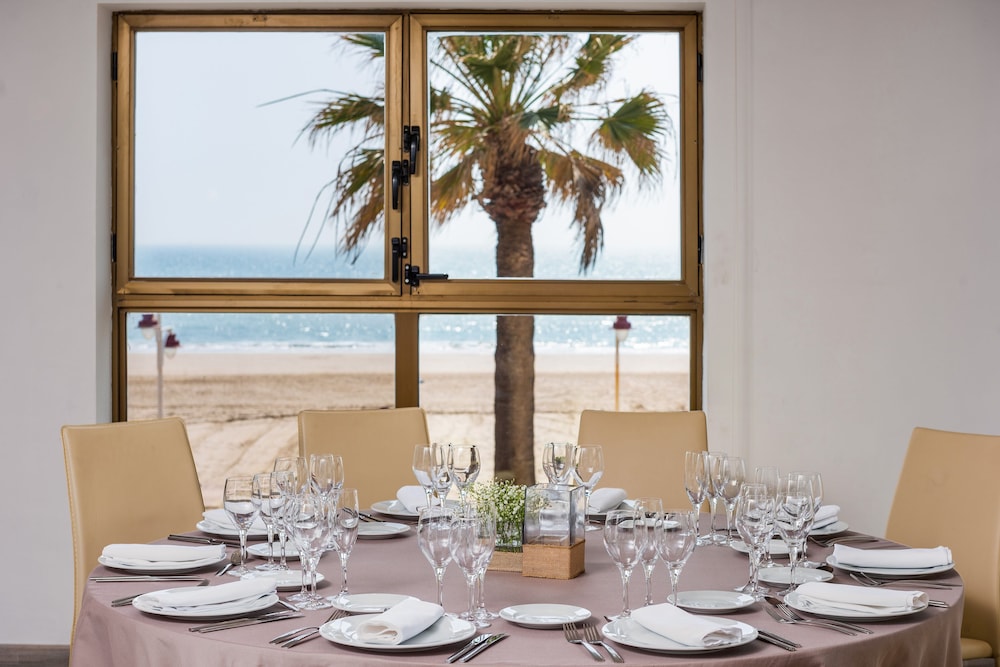 Hotel Cadiz Paseo Del Mar Affiliated By Melia 47/68