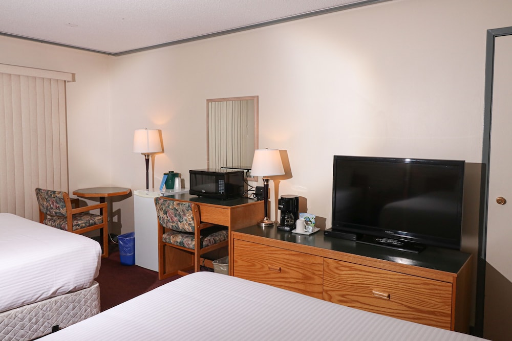 Divya Sutra Plaza & Conference Centre Vernon, BC 38/74