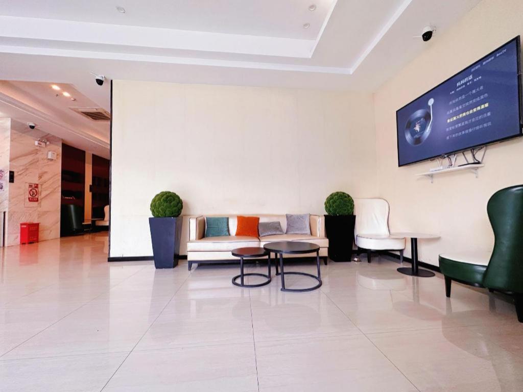 City Comfort Inn Wuhan Sanjiaohu Metro Station 39/50