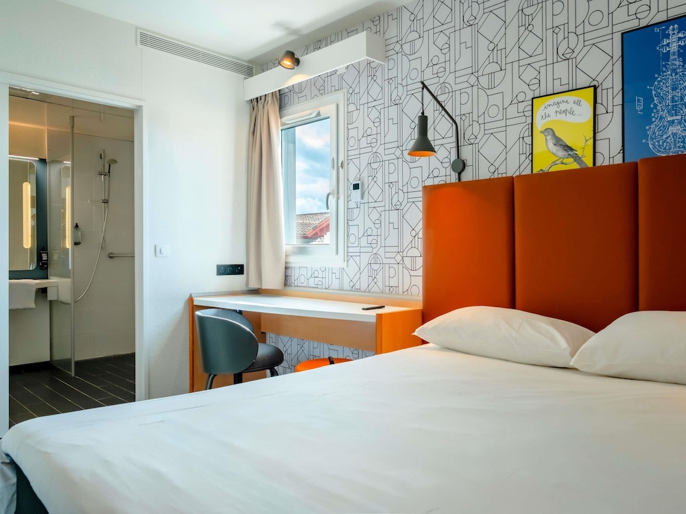 Ibis Bayonne Centre 25/74