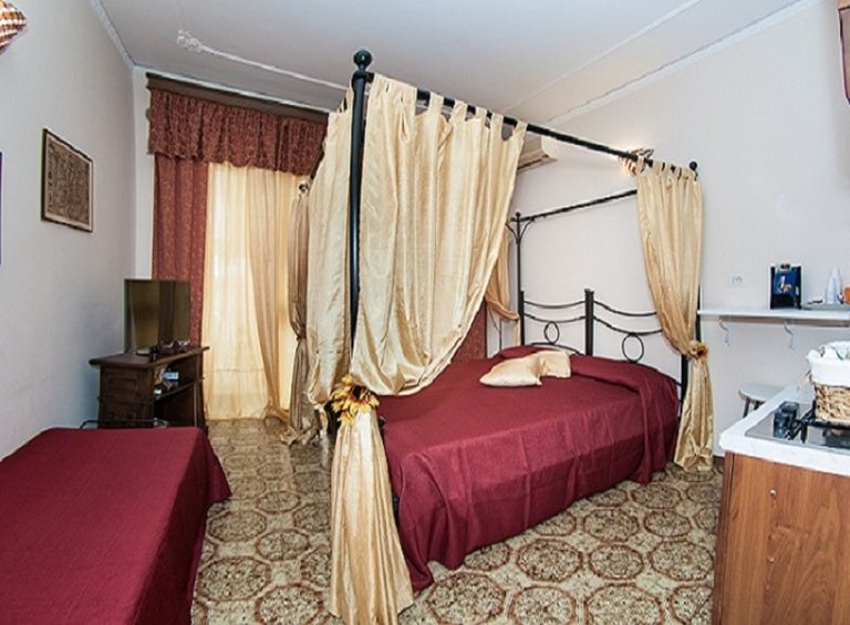 Tarchon Luxury B&B 1/5