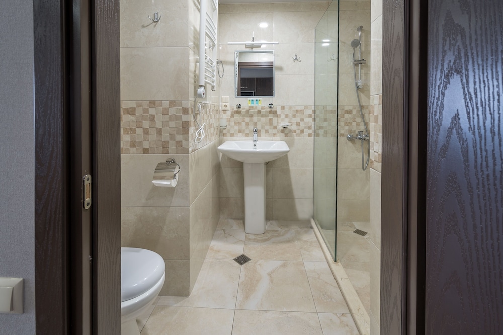 شقة بسرير كينج بغرفة نوم واحدة مع أريكة، Orbi Sea Towers Hotel Official 3/6