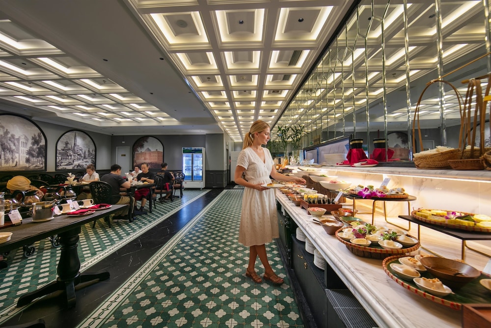 The Legend Hanoi Hotel 40/48