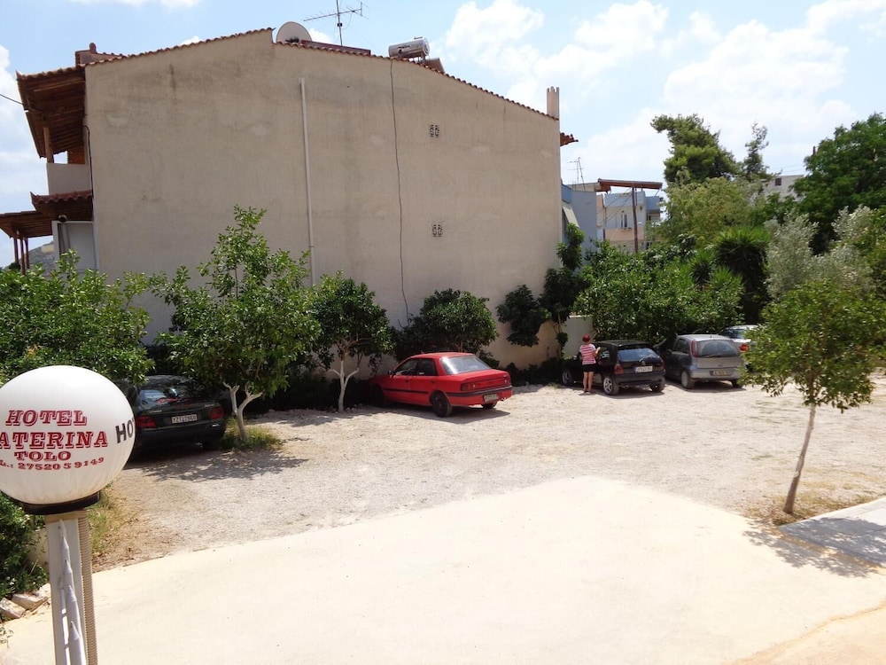 Katerina Hotel 6/40